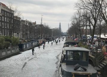 skating on Amsterdam canal